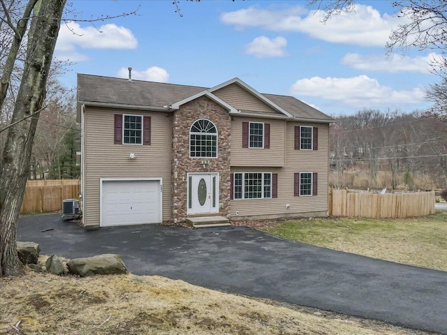 551 Highland Dr, East Stroudsburg, PA 18302 - photo 2