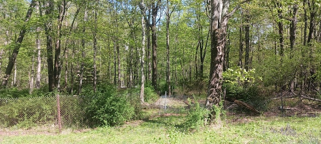 719 Toll Rd, Effort, PA 18330