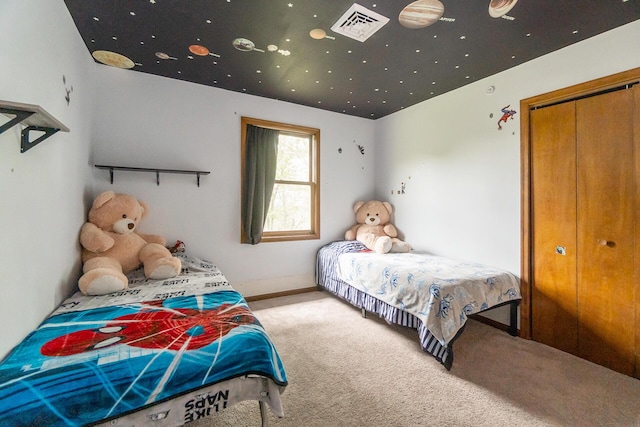 2227 Cheyenne Dr, Blakeslee, PA 18610 - bedroom featuring carpet flooring and a closet