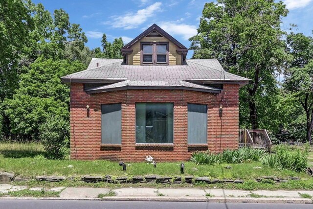 1198 W Main St, Stroudsburg, PA 18360 - view of front of property with brick siding