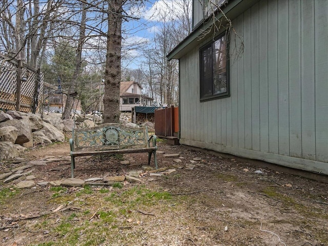 7924 Sleepy Hollow Dr, Tobyhanna, PA 18466 - view of yard featuring fence
