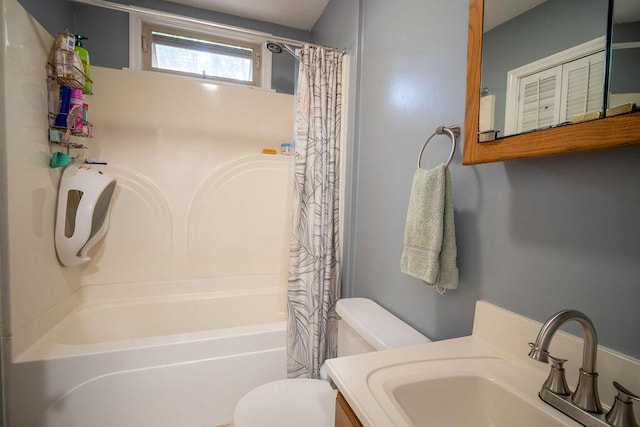 243 R Own Rd, East Stroudsburg, PA 18302 - bathroom with shower / tub combo and vanity