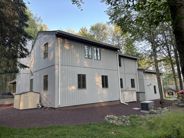 1161 Deer, Pocono Pines, PA 18350 - back of house