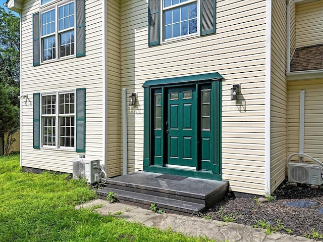 113 Dennis Ct, East Stroudsburg, PA 18301 - view of exterior entry