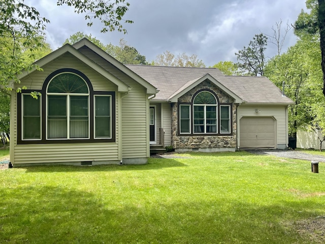 350 Brier Crest Rd, Blakeslee, PA 18610 - single story home with a garage, a front lawn, driveway, and a shingled roof