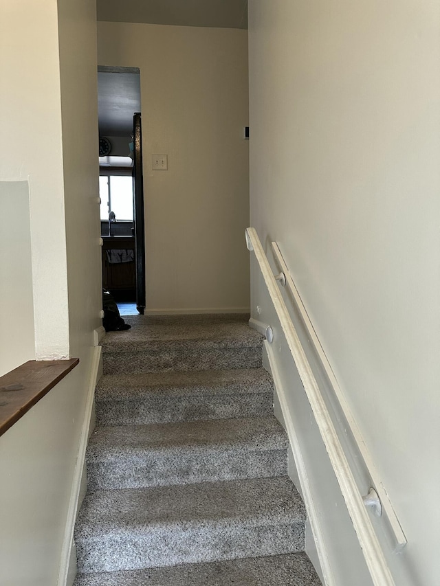 1010 Knollwood Dr, Tobyhanna, PA 18466 - stairs with carpet and baseboards