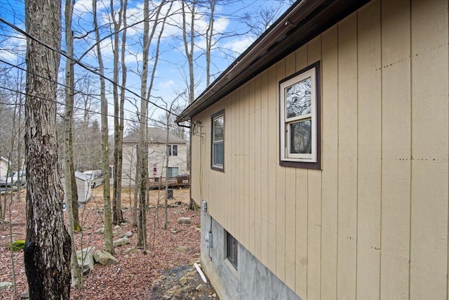 8062 Red Squirrel Dr, Tobyhanna, PA 18466 - view of side of home