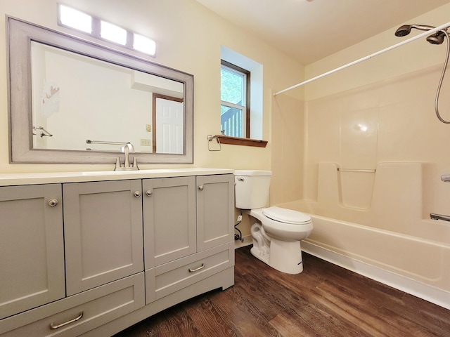 1169 Hunters Woods Dr, East Stroudsburg, PA 18301 - full bath featuring  shower combination, toilet, vanity, and wood finished floors