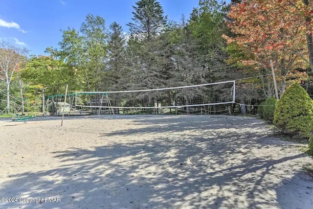 surrounding community featuring volleyball court