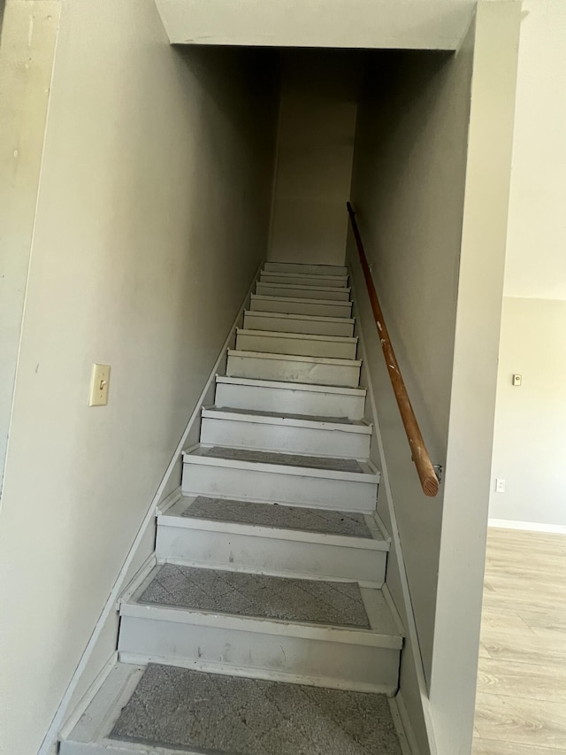 1227 Alder Rd, East Stroudsburg, PA 18302 - view of staircase