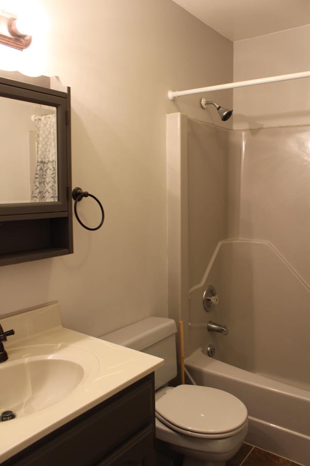 5147 Arrowhead Ln, East Stroudsburg, PA 18302 - bathroom featuring vanity and shower / washtub combination