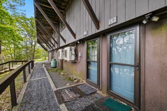 152 Cross Country Ln, Tannersville, PA 18372 - photo 11