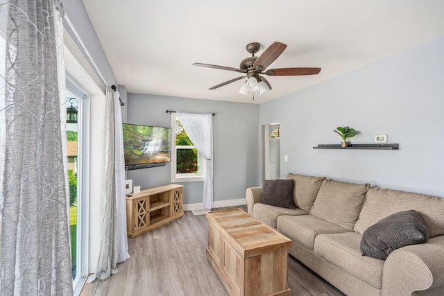 490 Richmond Rd, Bangor, PA 18013 - living area featuring wood finished floors, ceiling fan, and baseboards