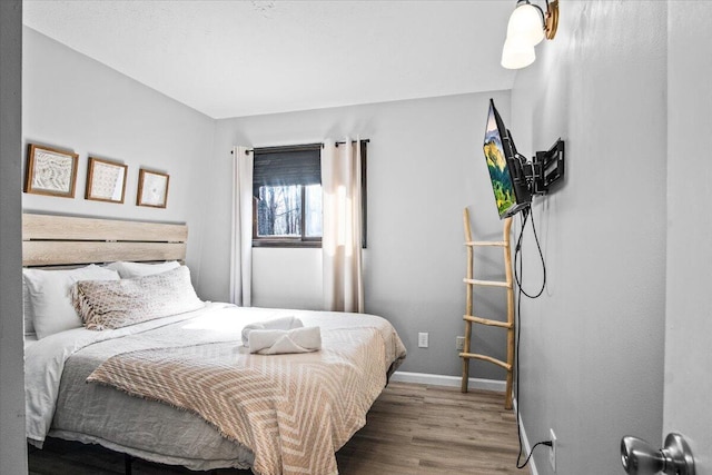 1150 Country Place Dr, Tobyhanna, PA 18466 - bedroom featuring baseboards and wood finished floors