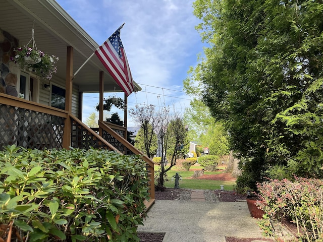 2291 Mountain Rd, Stroudsburg, PA 18360 - view of yard featuring stairs