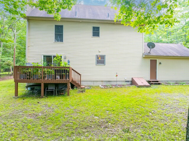 1154 Park Dr, East Stroudsburg, PA 18302 - back of property with a yard, a wooden deck, and crawl space