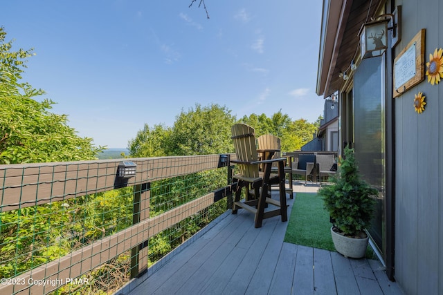 view of wooden deck