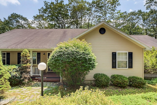 3246 Mountain View Dr, Tannersville, PA 18372 - photo 1