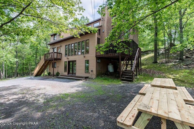 Listing photo 3 for 114 Hampstead Ct, Bushkill PA 18334