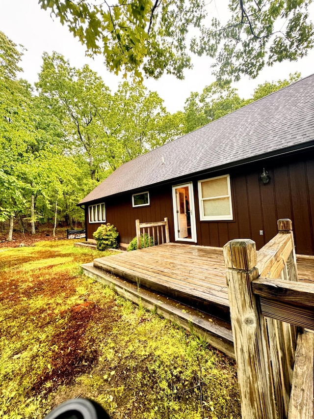 155 Clifton Dr, Bushkill, PA 18324 - view of wooden deck