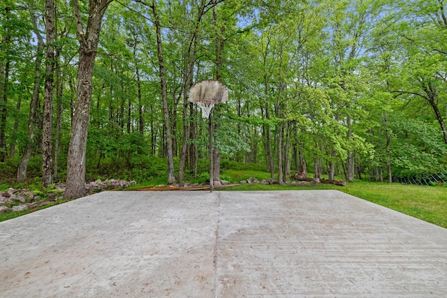 181 Williams Ln, Scotrun, PA 18355 - view of patio / terrace