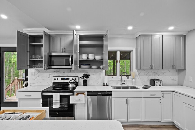 181 Williams Ln, Scotrun, PA 18355 - entryway featuring wood finished floors, baseboards, and recessed lighting