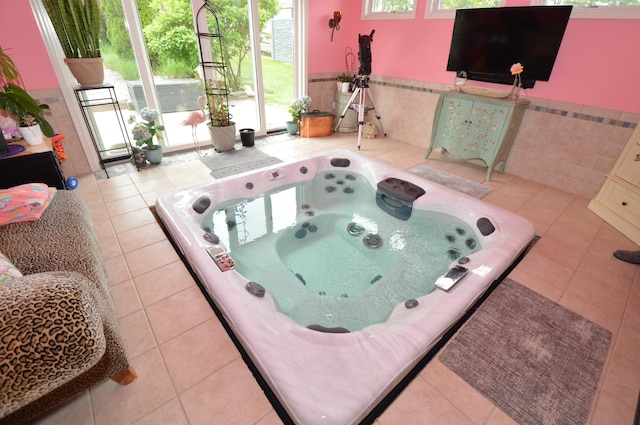 1618 Kickapoo Ter, Effort, PA 18330 - living area featuring tile walls, a wainscoted wall, and tile patterned floors