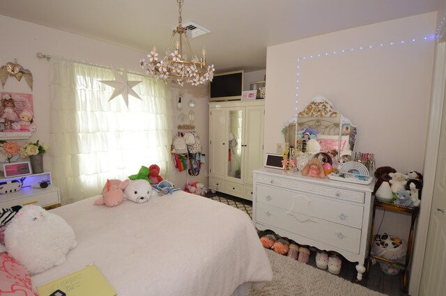 1618 Kickapoo Ter, Effort, PA 18330 - bedroom featuring a chandelier