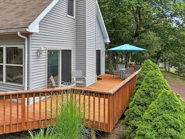 2218 Lancaster Dr, Lehman, PA 18324 - wooden terrace with outdoor dining area