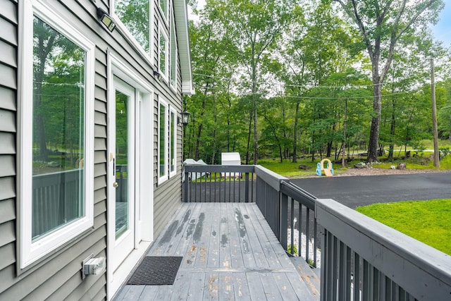 4130 Mill Creek Dr, Cresco, PA 18326 - wooden terrace featuring view of wooded area