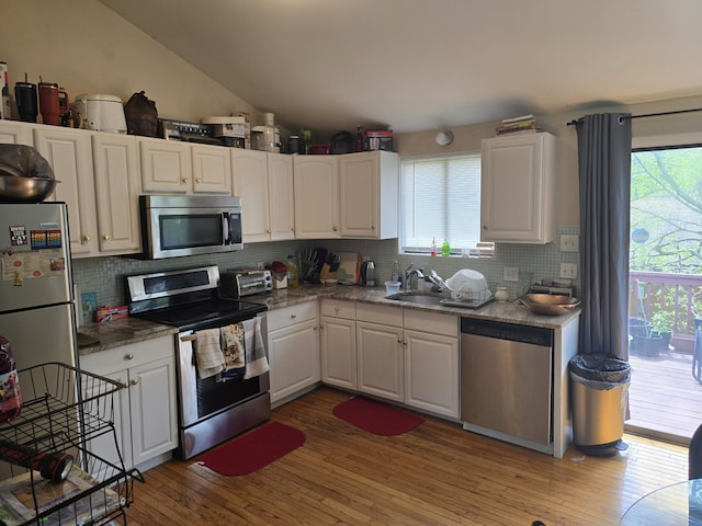3076 Briarwood Dr, Coolbaugh Township, PA 18466 - photo 4
