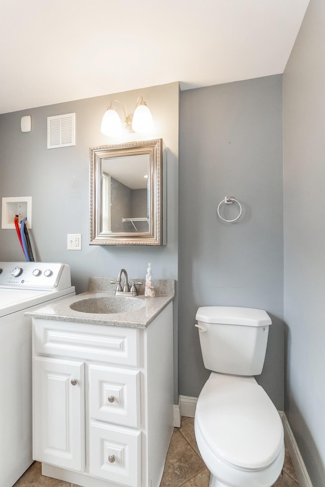 247 S 7th St, Lehighton, PA 18235 - half bath featuring washer / clothes dryer and vanity