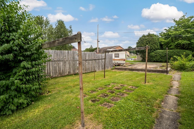 247 S 7th St, Lehighton, PA 18235 - view of yard
