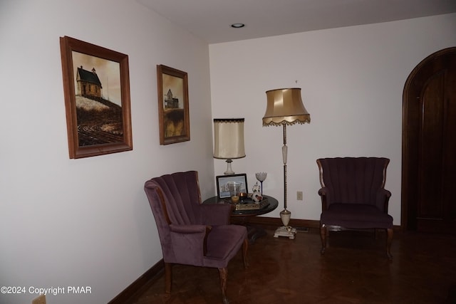 6760 Bear Creek Blvd, Bear Creek Township, PA 18702 - living area with baseboards and arched walkways