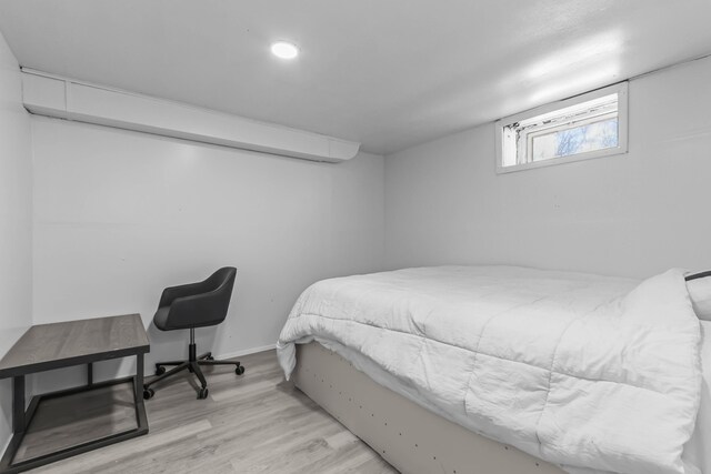 840 Columbus Ave, Stroudsburg, PA 18360 - bedroom with wood finished floors