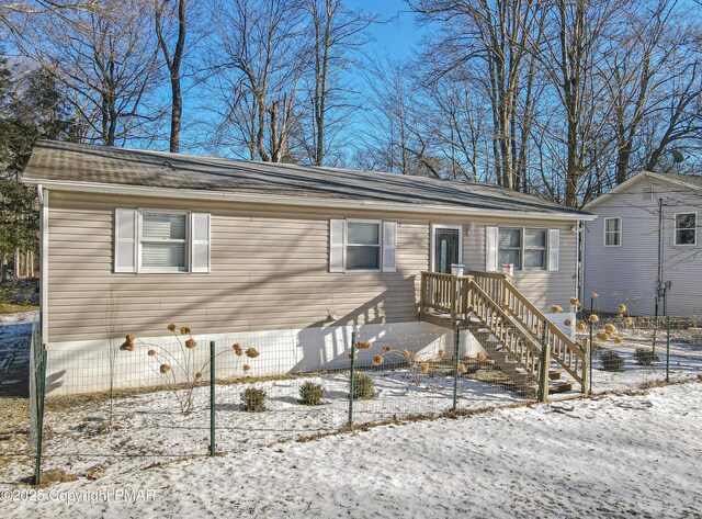 Listing photo 2 for 1167 Trapper Ln, Pocono Summit PA 18346