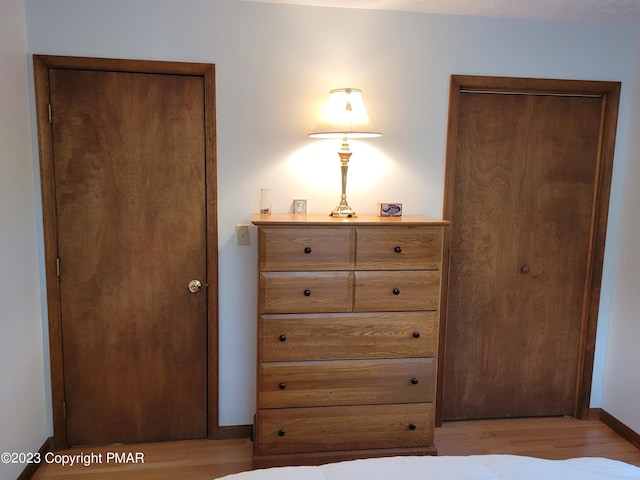 21 Cherry Ct, Clifton Township, PA 18424 - bedroom with wood finished floors and baseboards