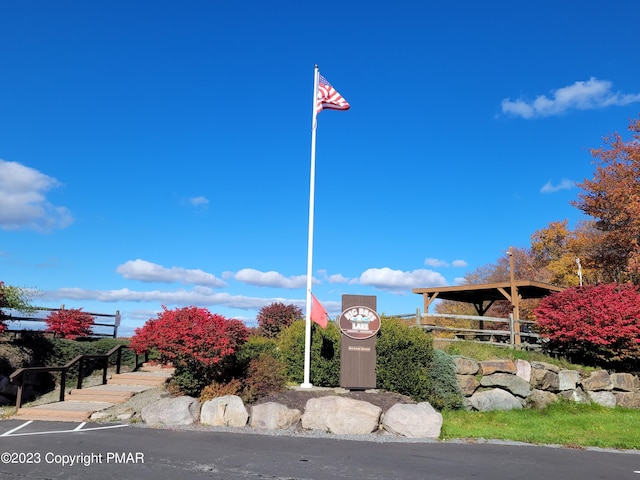 21 Cherry Ct, Clifton Township, PA 18424 - view of asphalt road