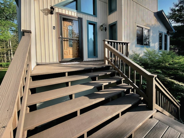 157 Seminole Trl, Tobyhanna, PA 18466 - doorway to property featuring board and batten siding