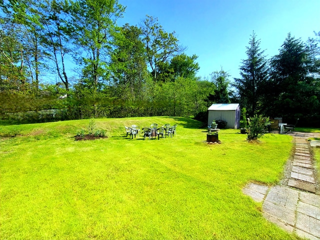 157 Seminole Trl, Tobyhanna, PA 18466 - view of grassy yard featuring a fire pit