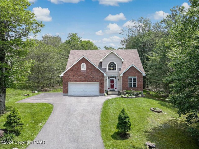 Listing photo 3 for 3318 Buck Run, Tobyhanna PA 18466