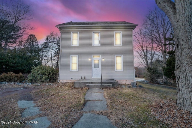 view of front of property