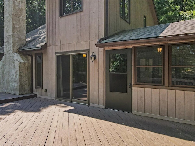 5913 NE Decker Rd NE, Bushkill, PA 18324 - view of wooden terrace