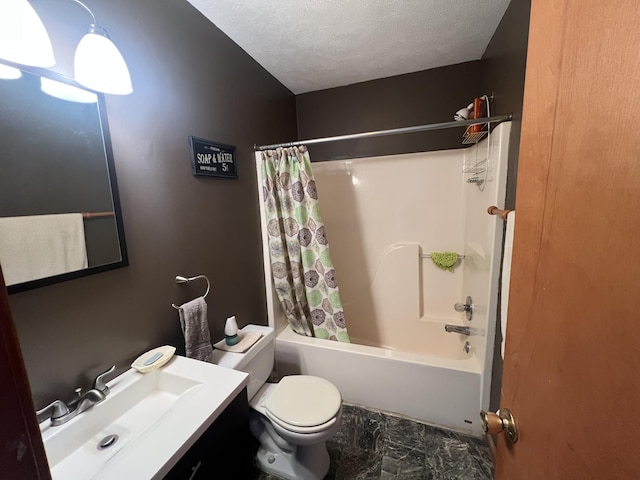 full bath with toilet, a textured ceiling, vanity, and shower / bathtub combination with curtain