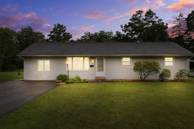 1703 Wallace St, Stroudsburg, PA 18360 - single story home featuring a yard and driveway