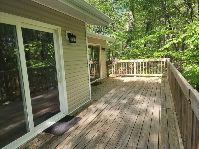 166 Applewood Dr, Swiftwater, PA 18370 - view of deck