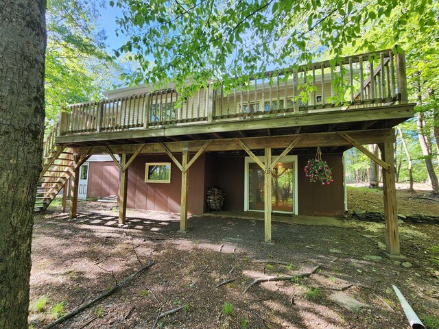 166 Applewood Dr, Swiftwater, PA 18370 - bathroom featuring toilet, vanity, and bathtub / shower combination