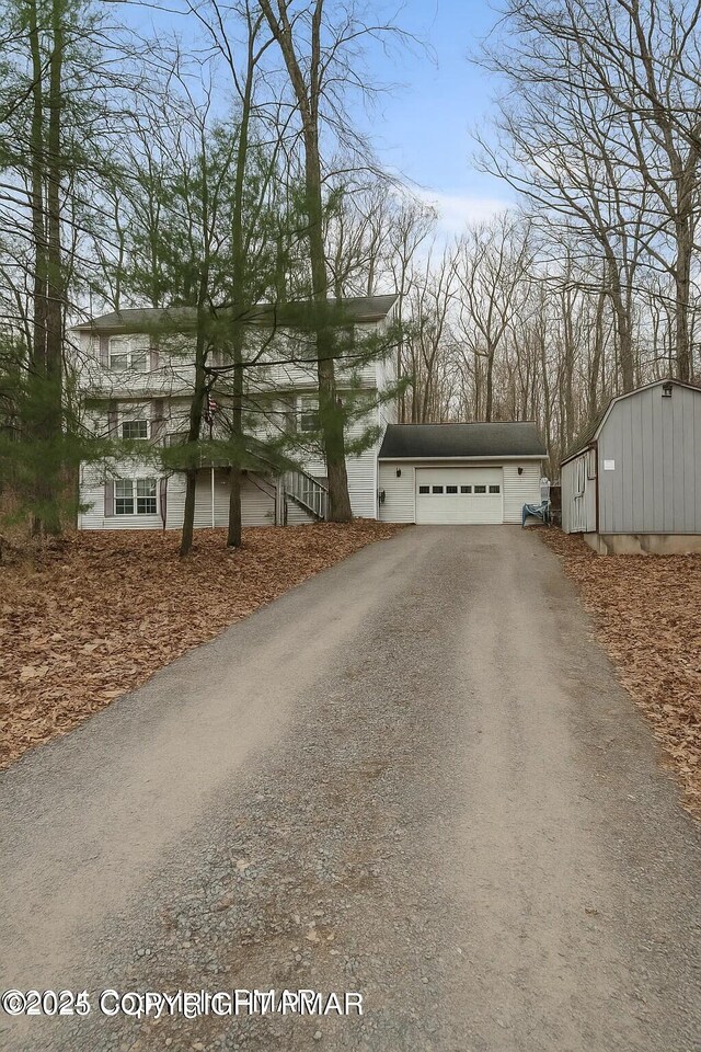 295 Middle Rd, Tannersville, PA 18372 - photo 4