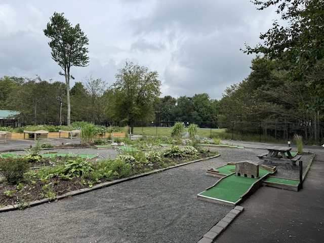 3055 Briarwood Dr, Tobyhanna, PA 18466 - view of community with a putting area and a vegetable garden