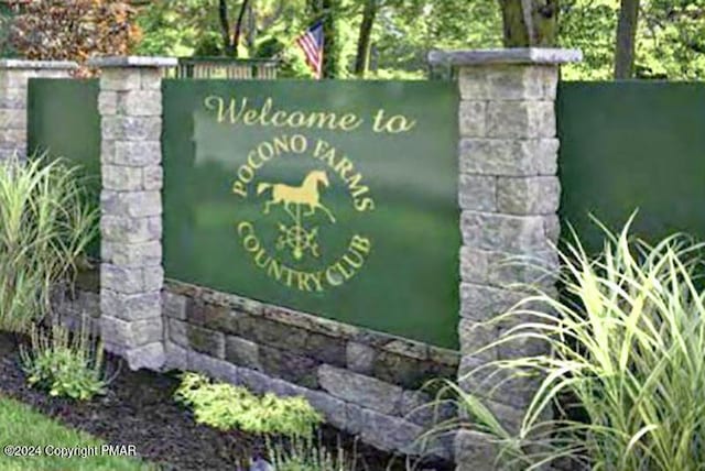 202 Palomino Pl, Tobyhanna, PA 18466 - view of community / neighborhood sign